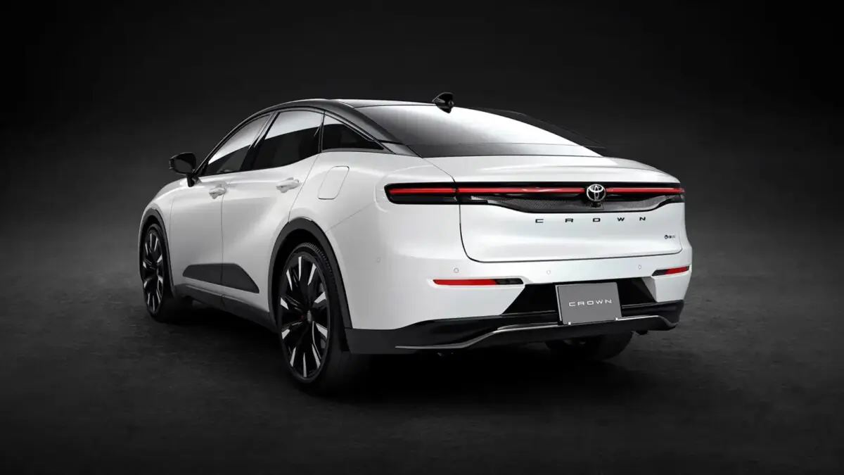 Toyota Crown 2027
