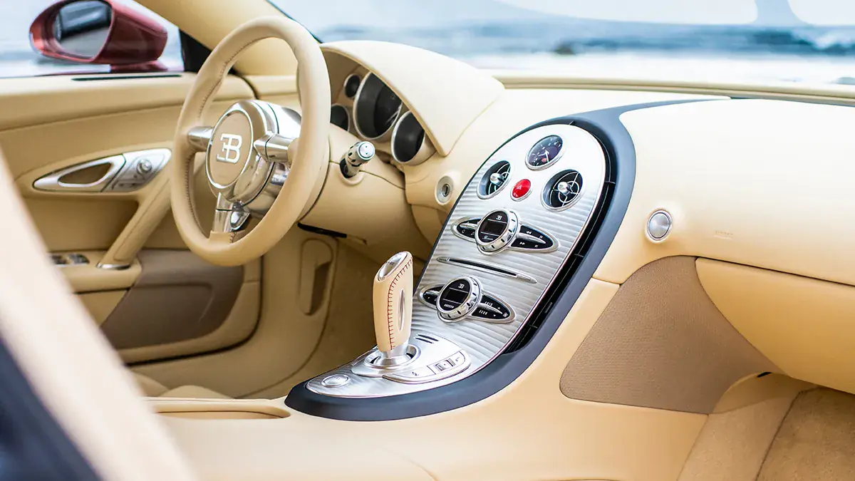 Bugatti La Maison Pur Sang Veyron