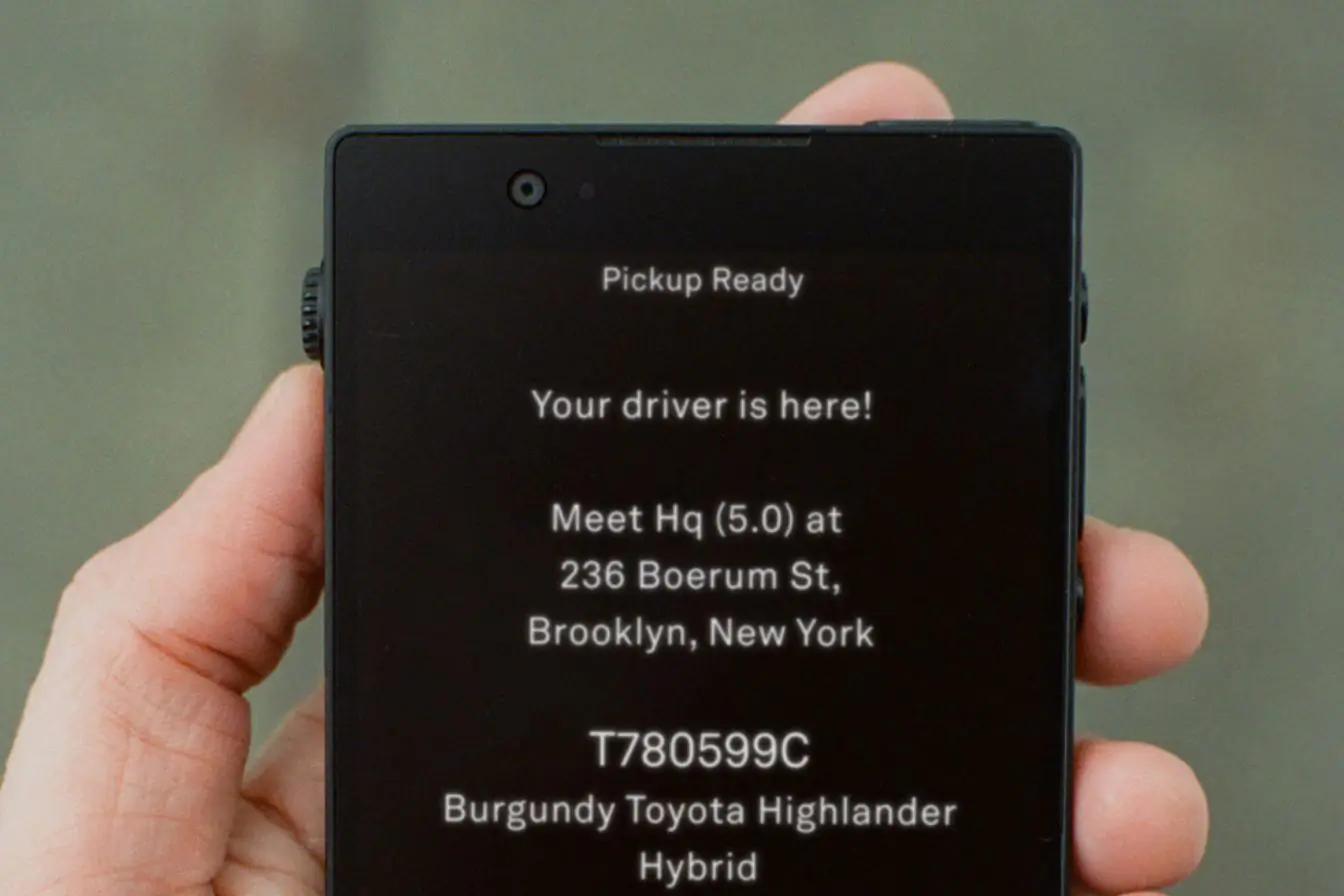 LightPhone III_Rideshare